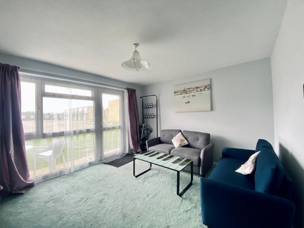 Charming Spacious 3-bedroom House, Norfolk Holiday home